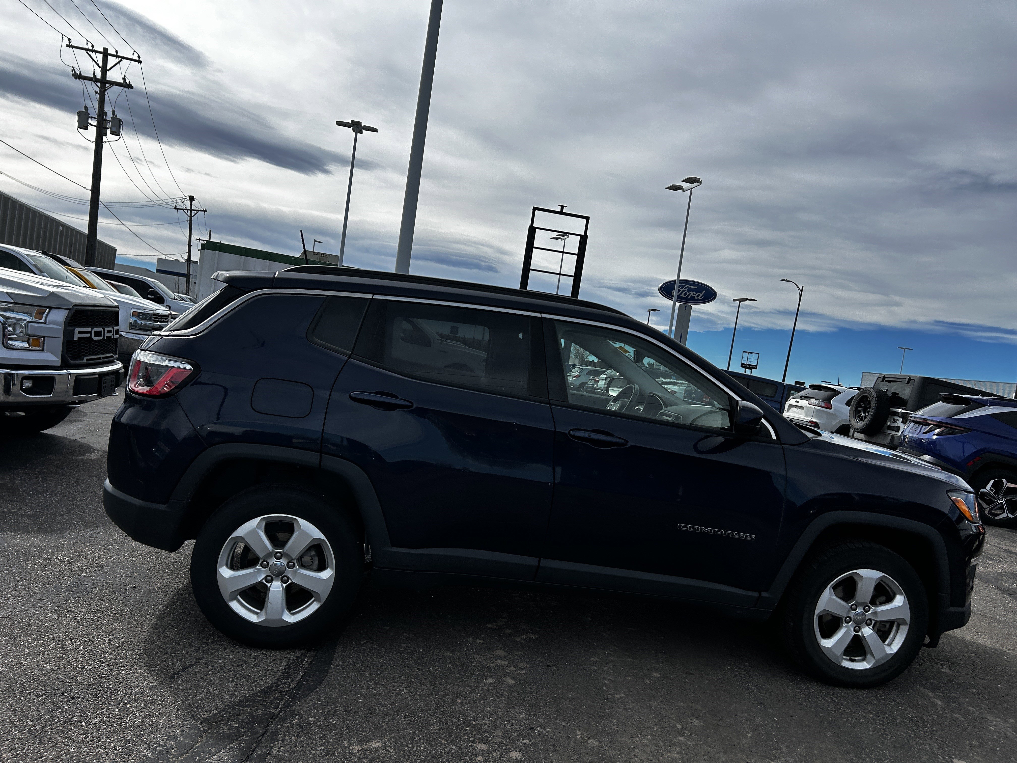 Used 2018 Jeep Compass Latitude w/ Popular Equipment Group image 6