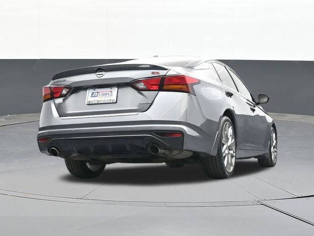 Used 2023 Nissan Altima 2.0 SR FWD image 47