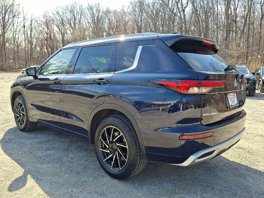 Used 2022 Mitsubishi Outlander SEL image 22