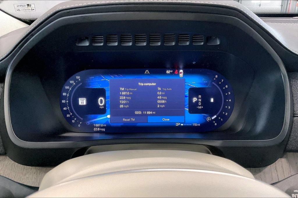 Certified 2025 Volvo XC90 B5 Ultra AWD/4WD image 14