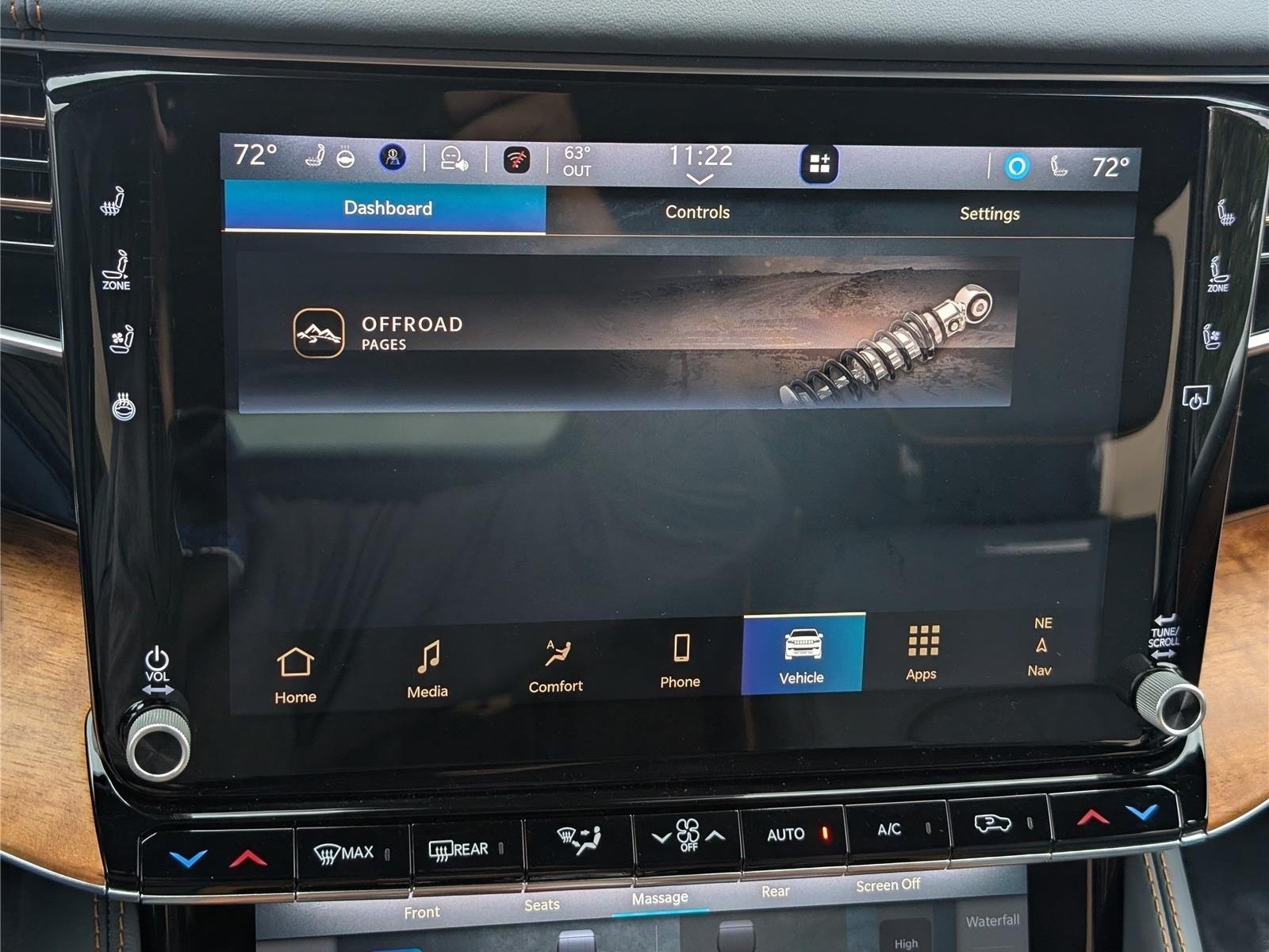 Used 2024 Jeep Grand Wagoneer Series III w/ Rear Seat Video Group 1 AWD/4WD image 41