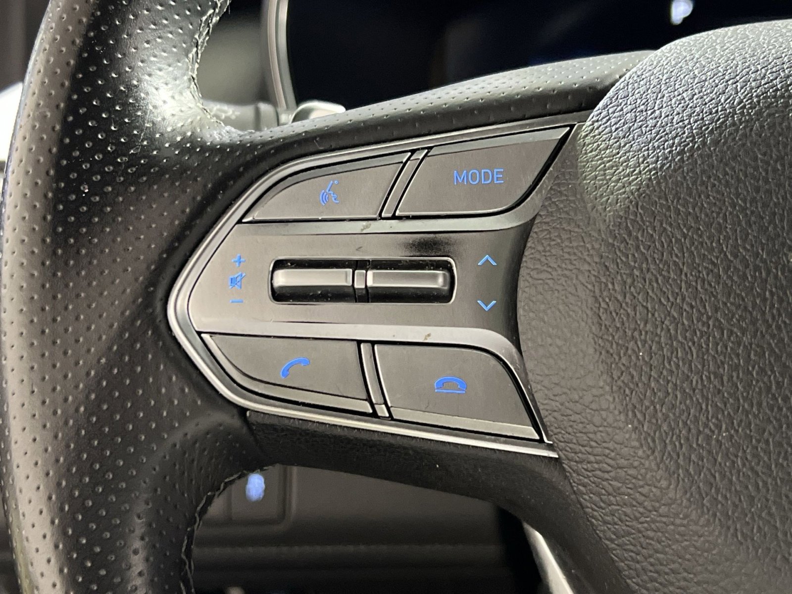 Used 2022 Hyundai Santa Fe Calligraphy image 30