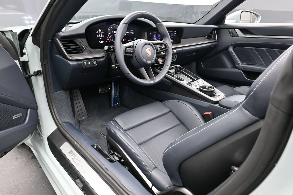 Certified 2026 Porsche 911 Carrera 4S AWD/4WD image 4