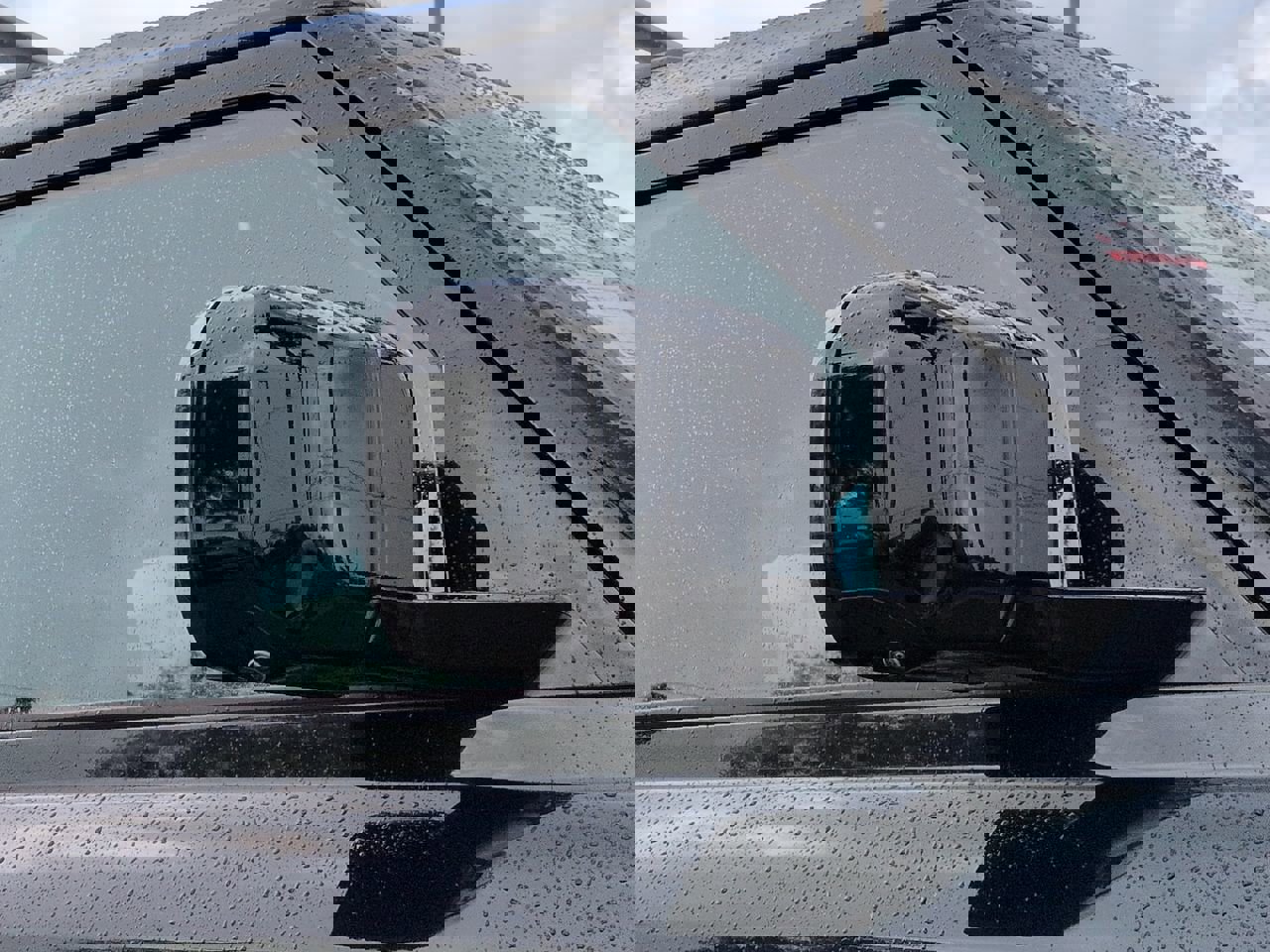 Used 2023 Land Rover Defender 110 X-Dynamic SE image 12