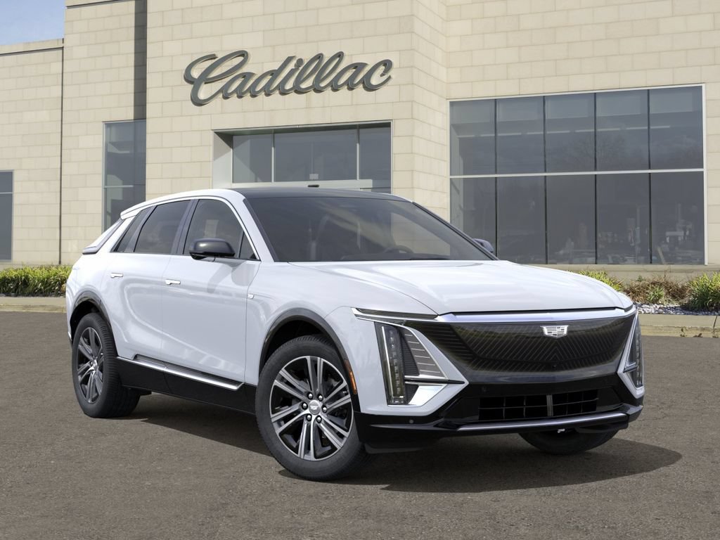 New 2026 Cadillac Lyriq Luxury w/ LPO, Floor Liner Package AWD/4WD image 7