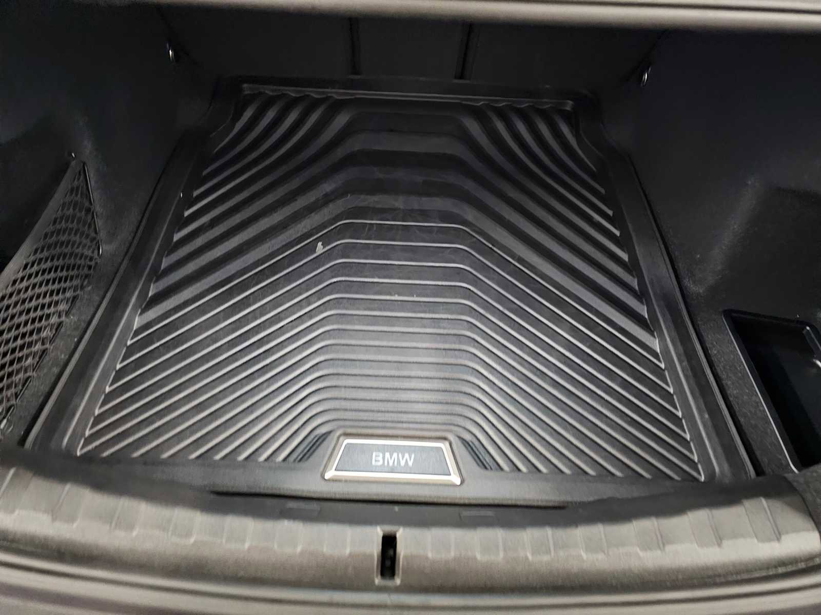 Used 2025 BMW 330i xDrive 330i xDrive w/ Premium Package image 43