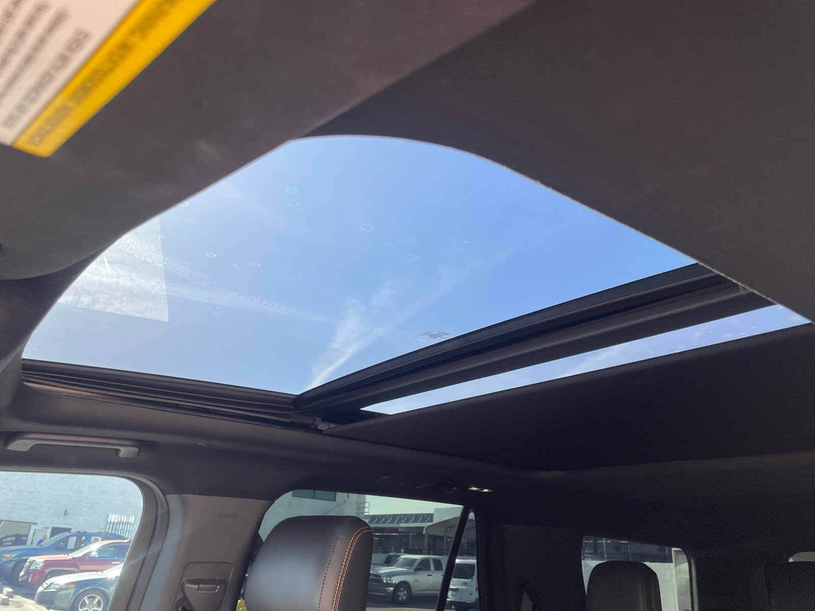 Used 2025 Ford Expedition Tremor AWD/4WD image 34