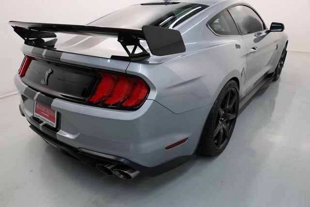 Used 2022 Ford Mustang Shelby GT500 w/ Carbon Fiber Track Pack RWD image 65