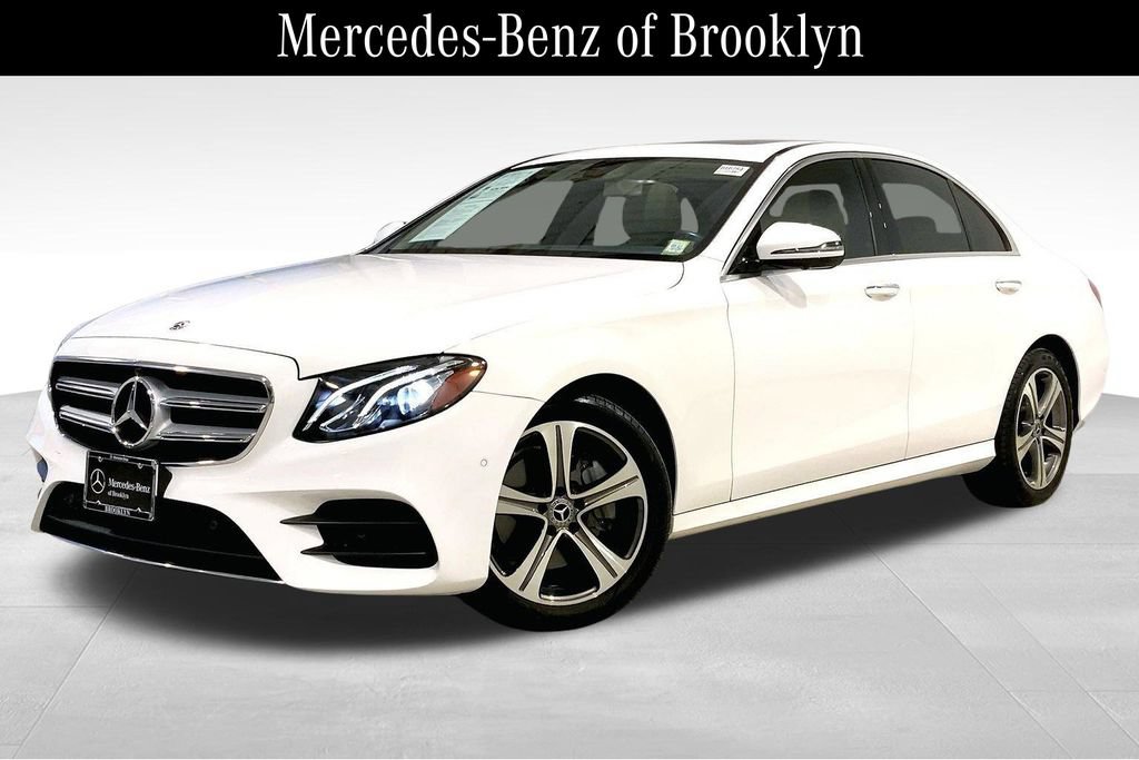 Used 2019 Mercedes-Benz E 300 4MATIC image 2