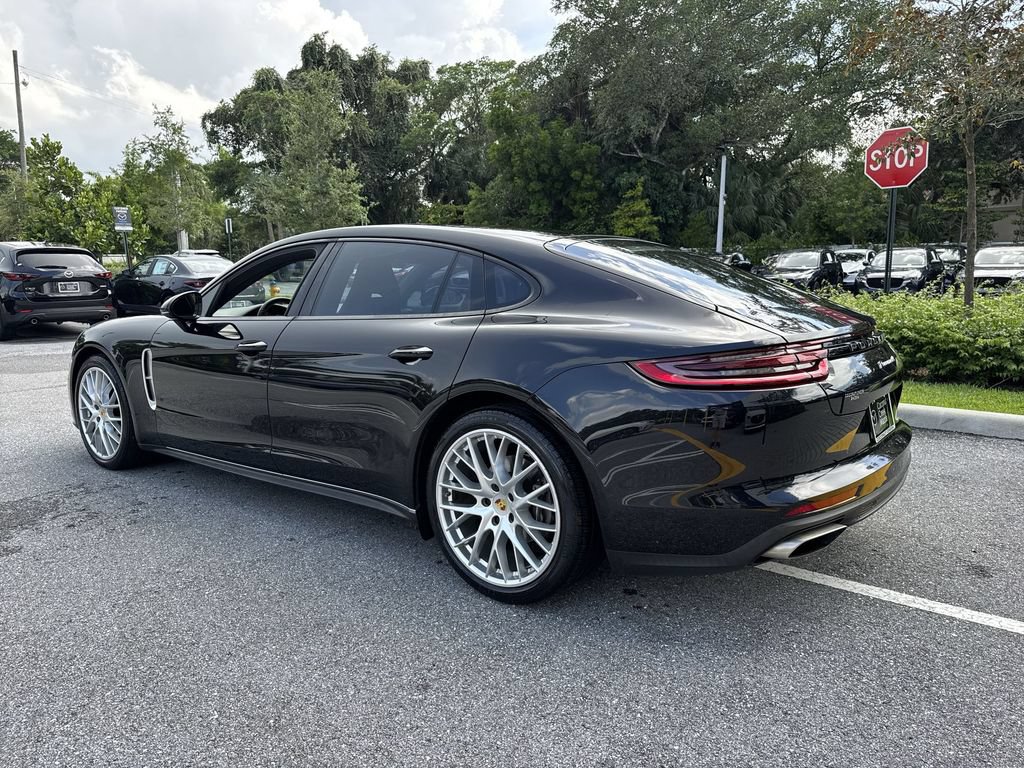 Used 2018 Porsche Panamera 4 Executive AWD/4WD image 12