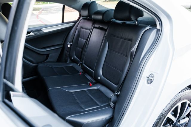 Used 2017 Volkswagen Jetta SE image 74