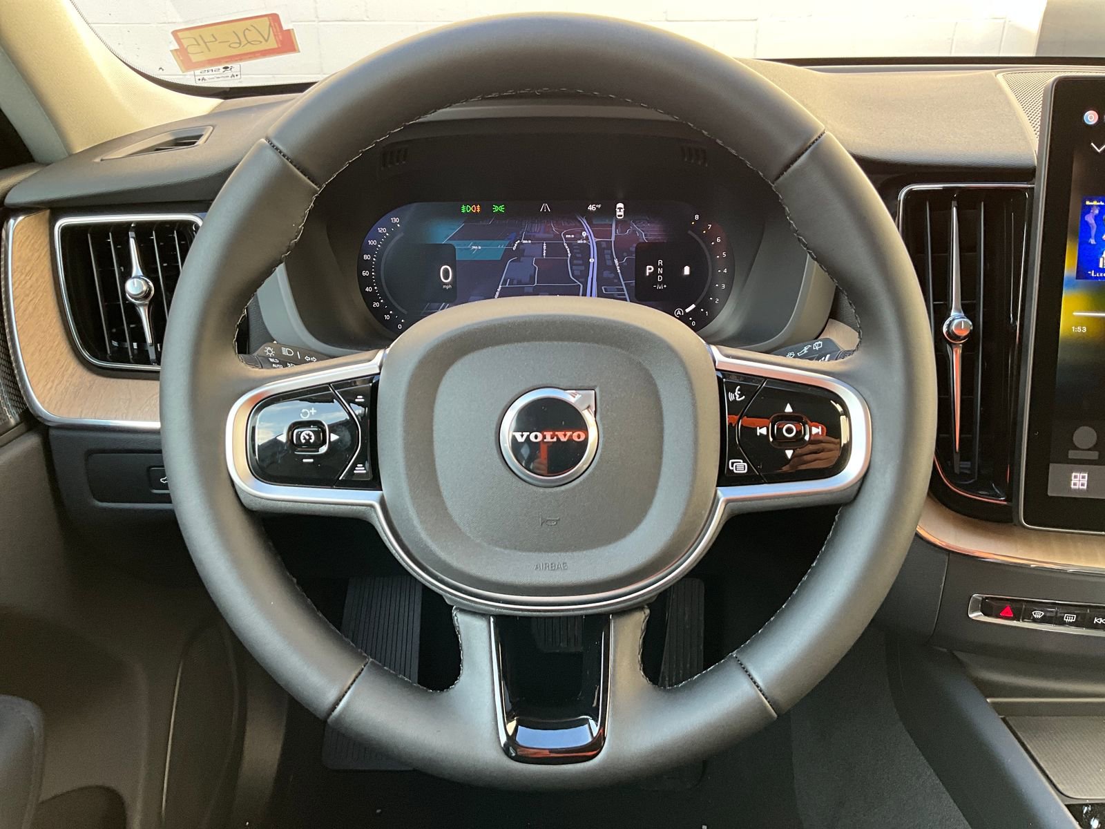 New 2026 Volvo XC60 B5 Plus w/ Protection Package Premier AWD/4WD image 15