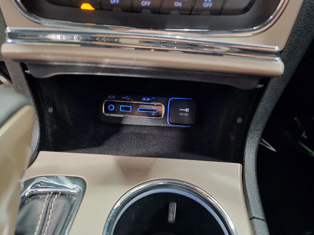 Certified 2017 Jeep Grand Cherokee Limited w/ Trailer Tow Group IV AWD/4WD image 29