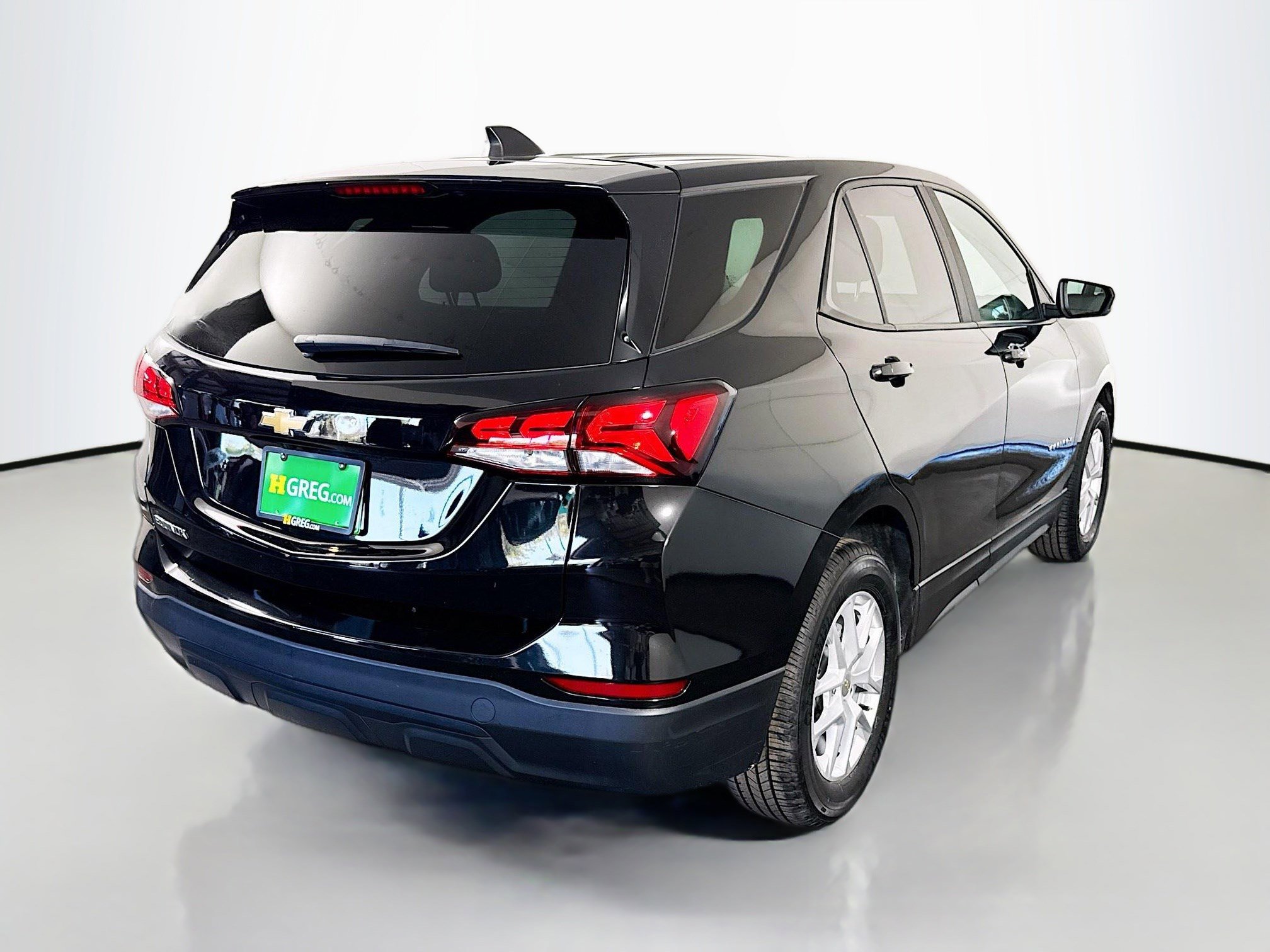 Used 2022 Chevrolet Equinox LS w/ LS Convenience Package image 10