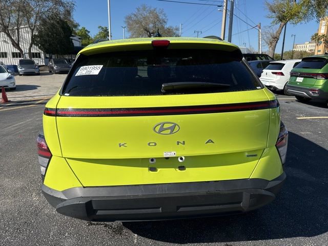 Used 2025 Hyundai Kona SEL image 4
