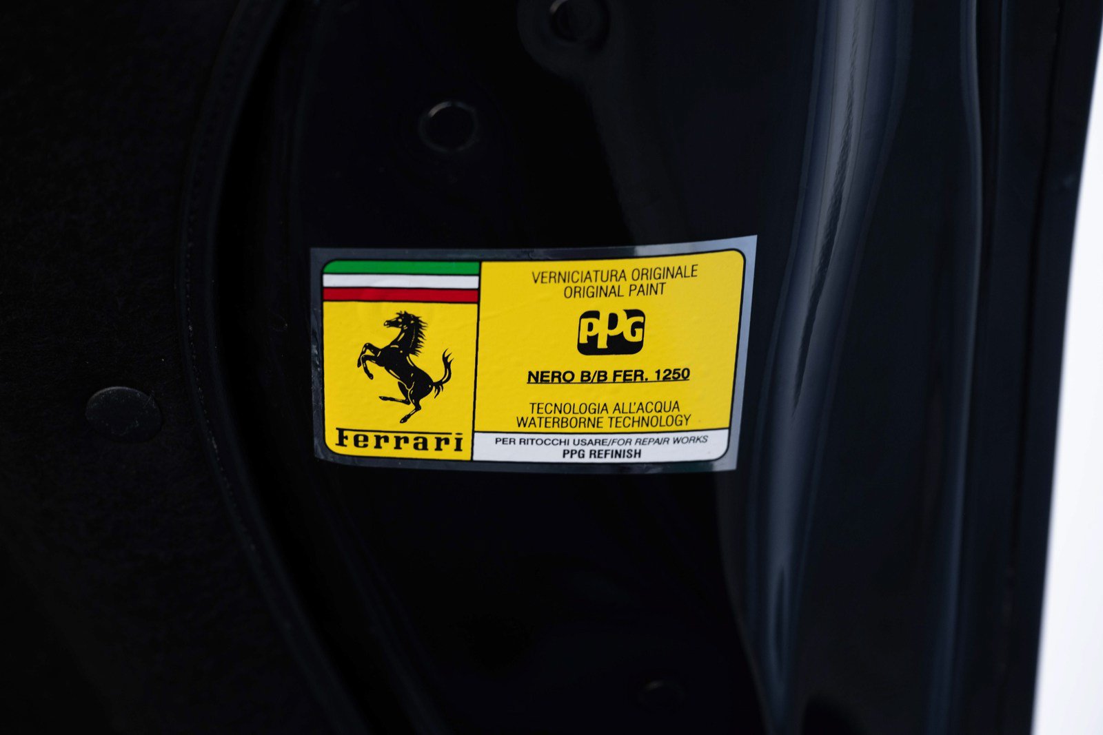 Used 2013 Ferrari F12 Berlinetta RWD image 15