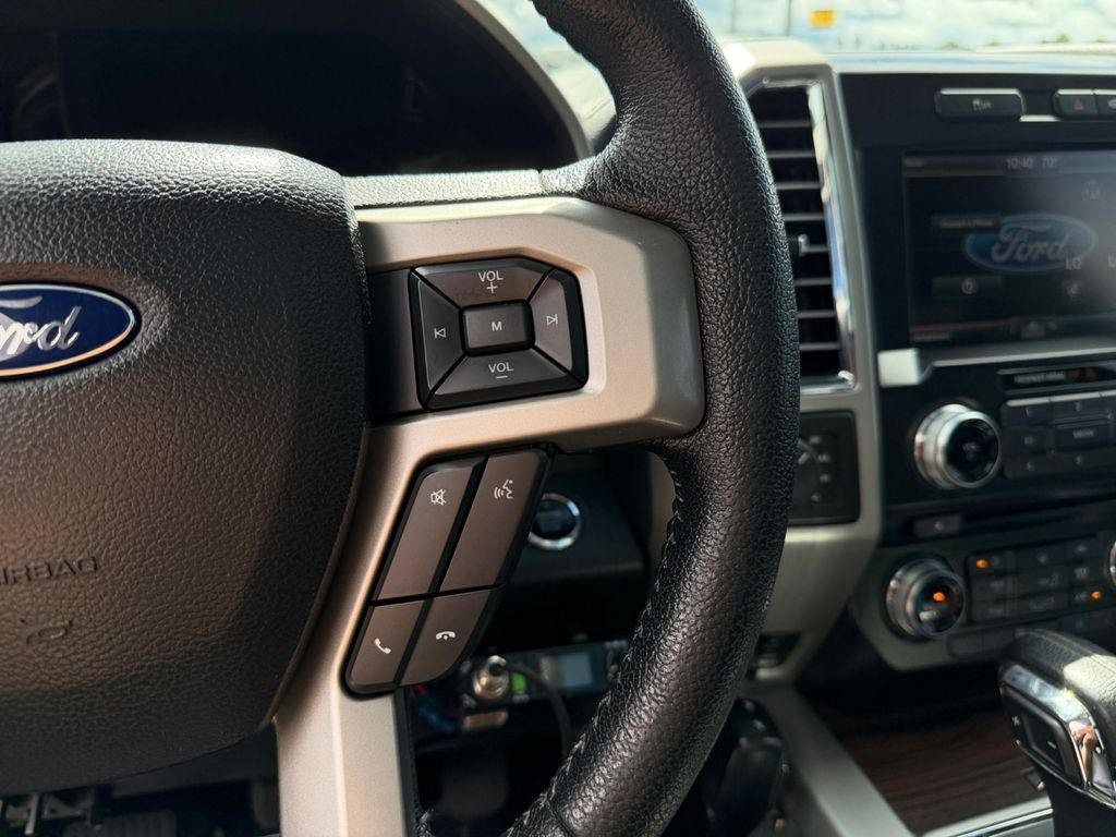 Used 2015 Ford F150 Lariat w/ Equipment Group 502A Luxury AWD/4WD image 16