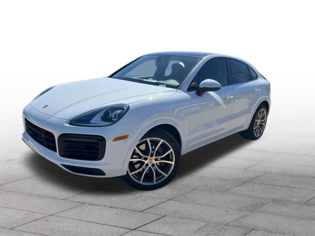Used 2021 Porsche Cayenne Coupe image 3