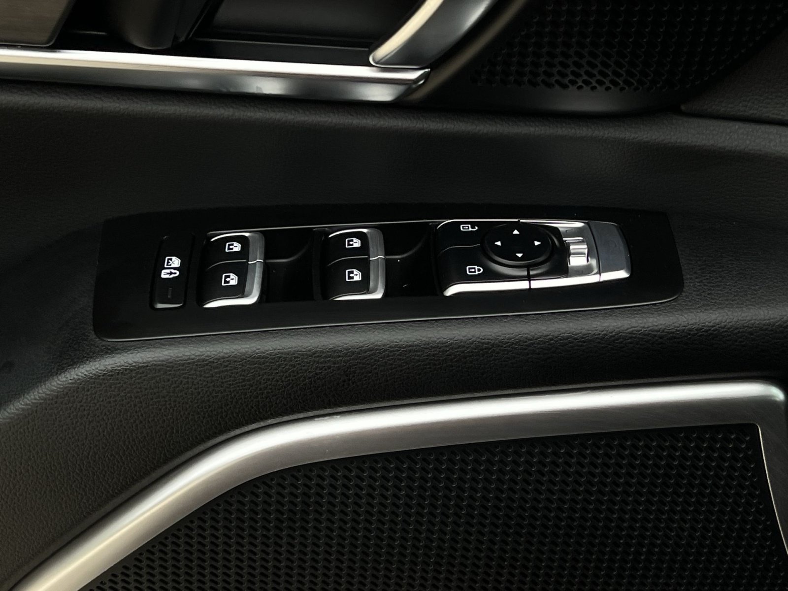 Used 2024 Kia Telluride EX X-Line AWD/4WD image 20