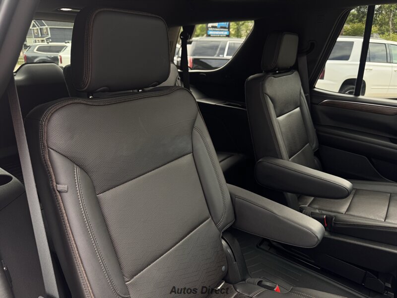 Used 2021 Chevrolet Tahoe High Country w/ Premium Package AWD/4WD image 31