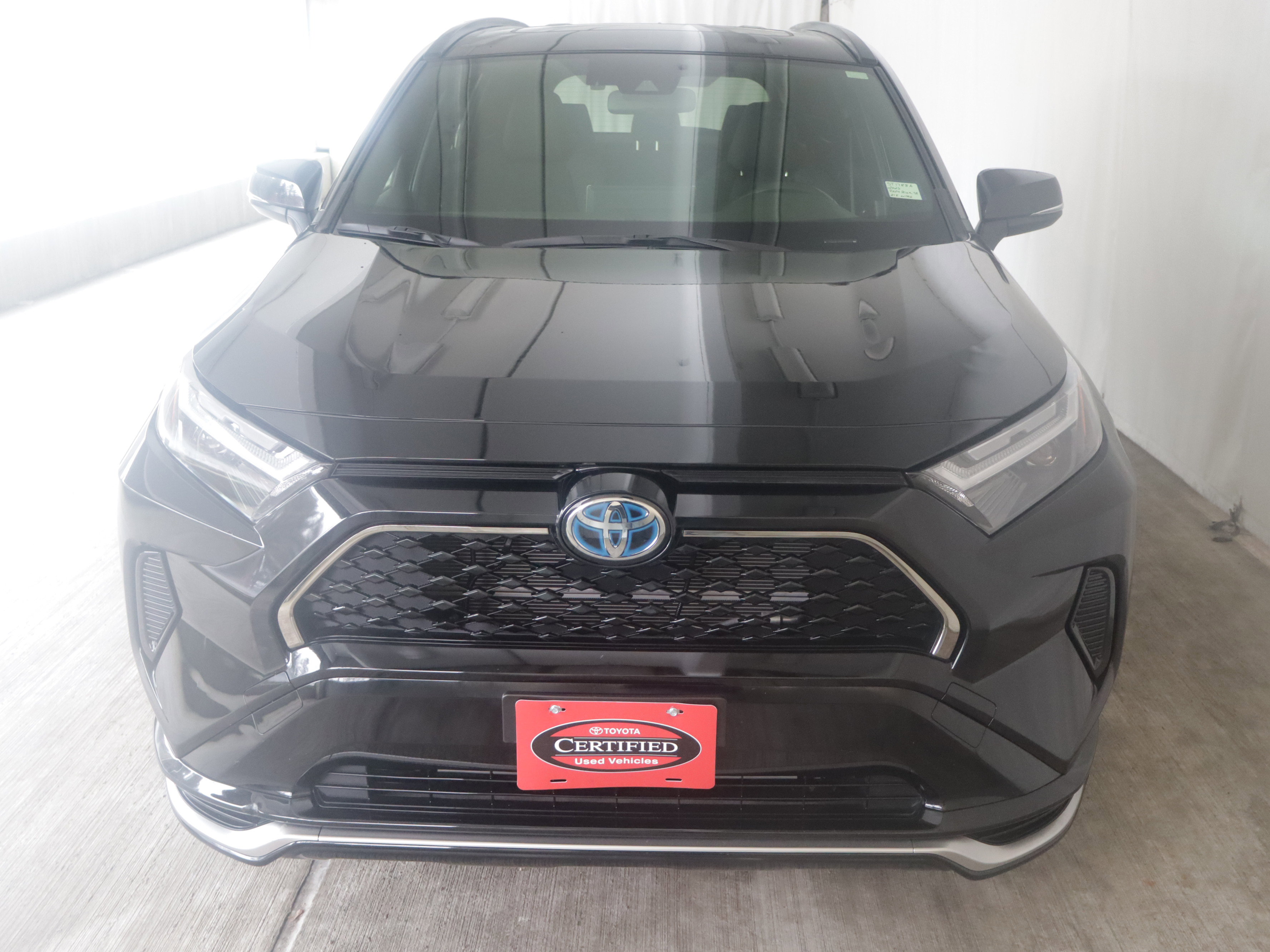 Certified 2023 Toyota RAV4 SE w/ Weather & Moonroof Package image 24