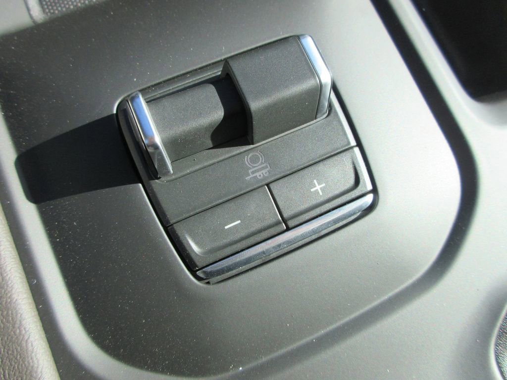 New 2026 GMC Sierra 3500 Denali w/ Denali Reserve Package image 21