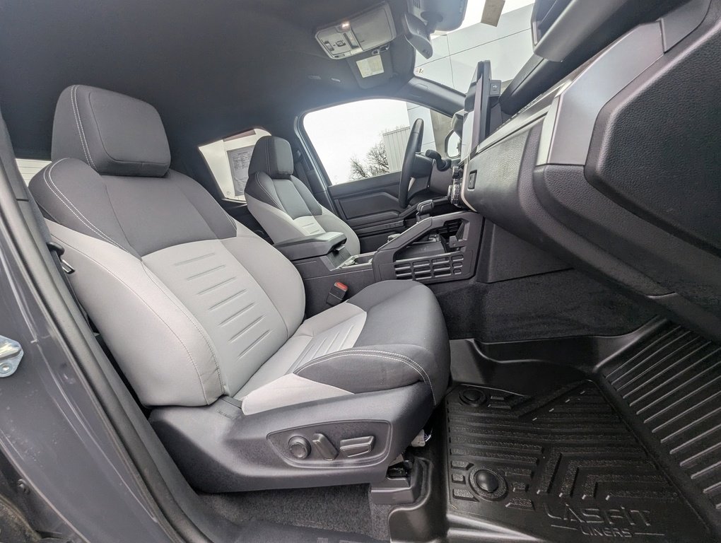 Used 2024 Toyota Tacoma TRD Sport w/ TRD Sport Upgrade Package image 22