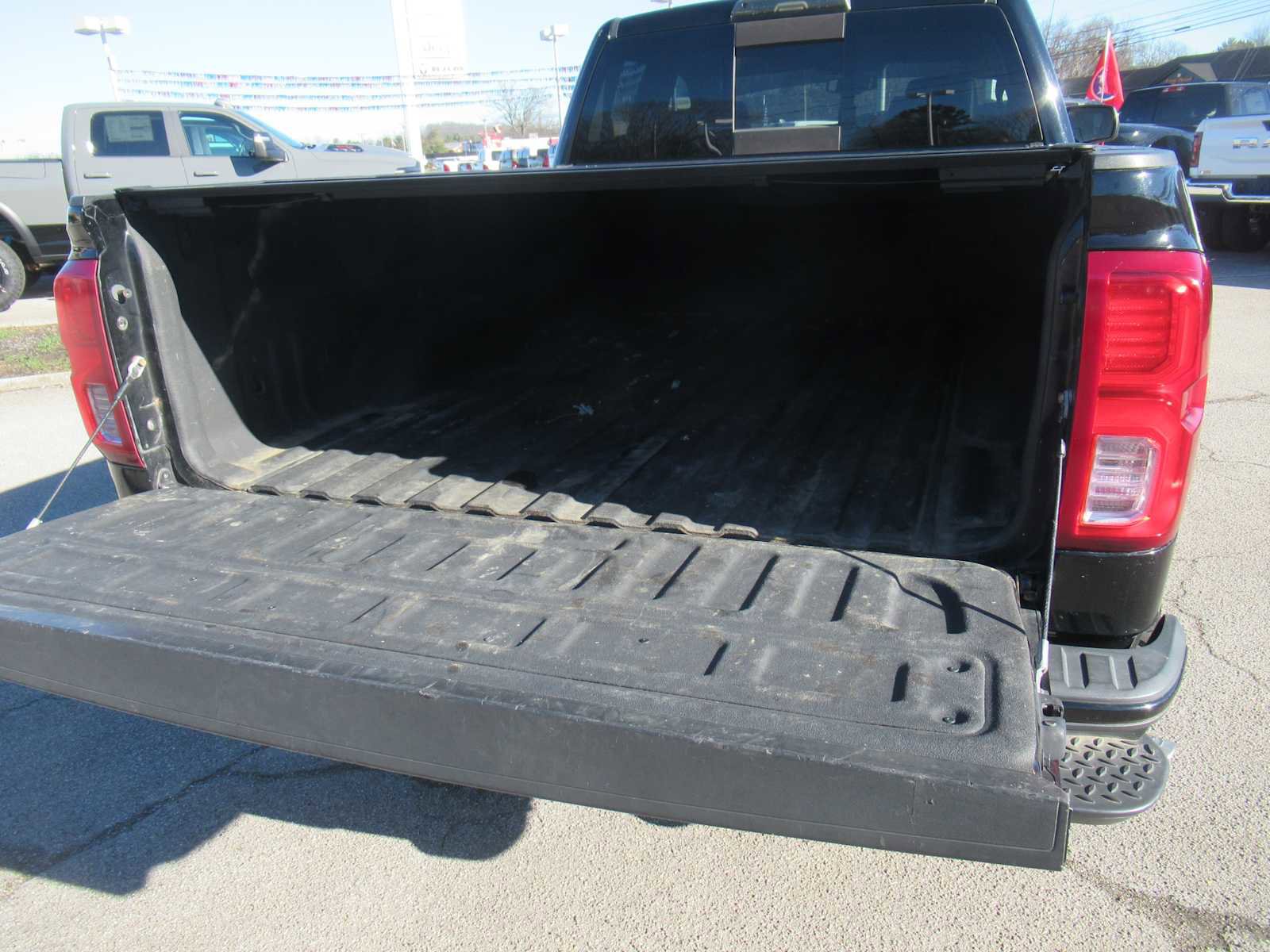 Used 2016 Chevrolet Silverado 1500 LTZ Z71 w/ LTZ Plus Package image 5