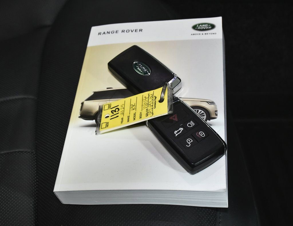 Used 2025 Land Rover Range Rover SE AWD/4WD image 69