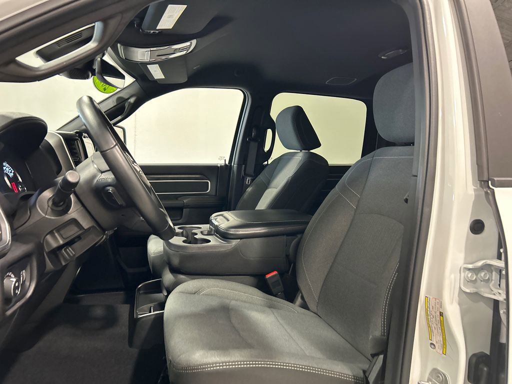 Used 2024 RAM 2500 Big Horn w/ Night Edition AWD/4WD image 16