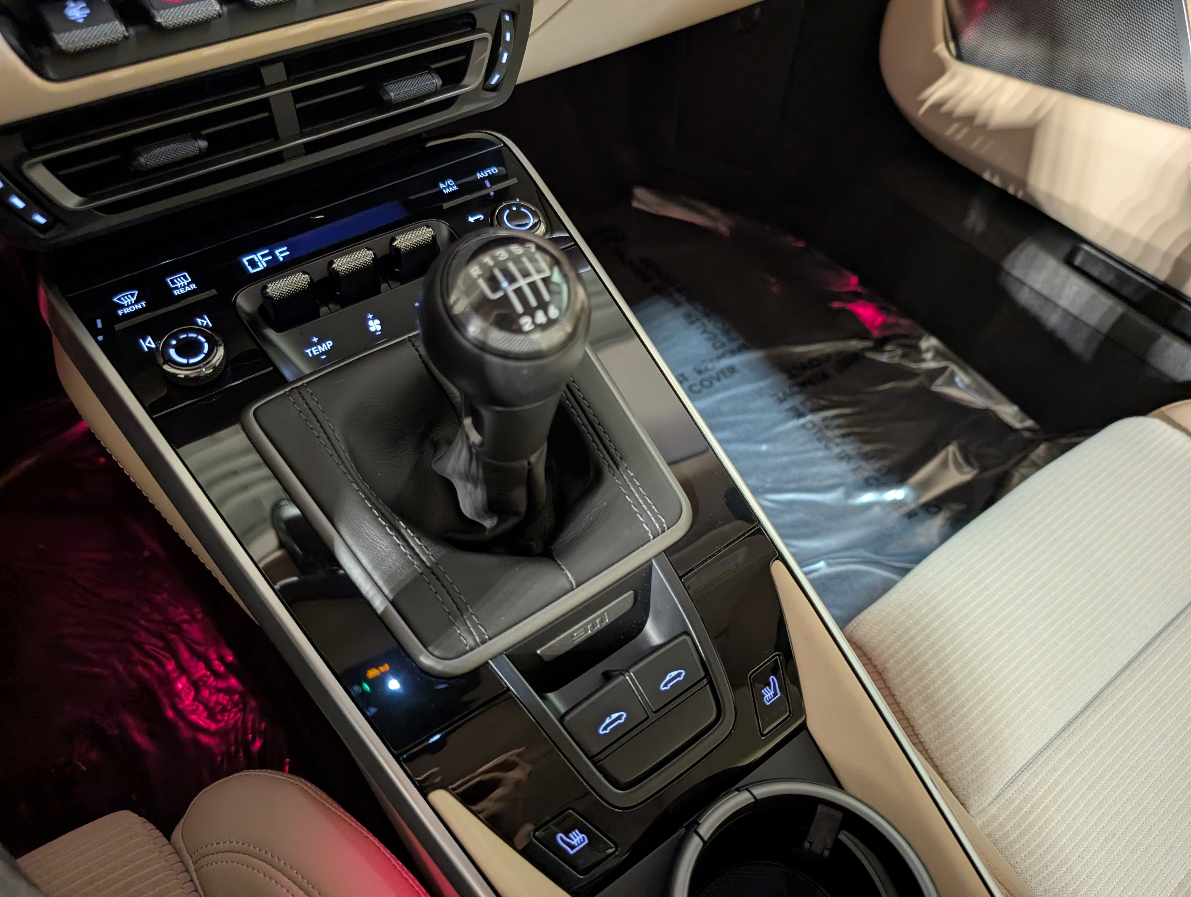 Certified 2021 Porsche 911 Targa 4S Heritage Design image 43