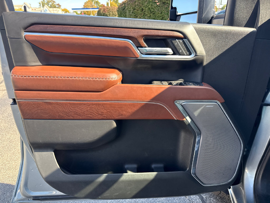Certified 2025 GMC Sierra 2500 Denali Ultimate AWD/4WD image 13
