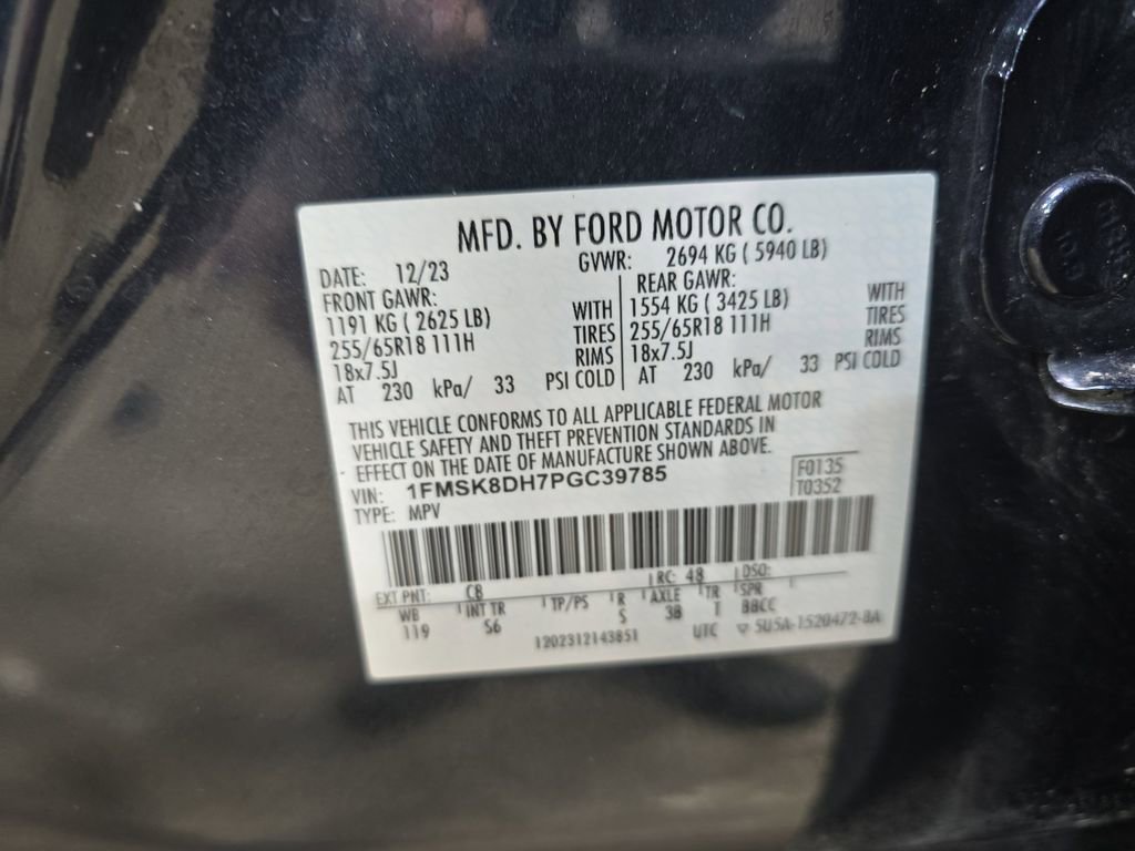 Used 2023 Ford Explorer XLT w/ Equipment Group 202A image 37