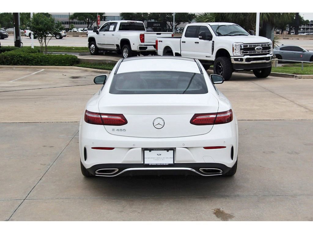 Used 2022 Mercedes-Benz E 450 Coupe image 5