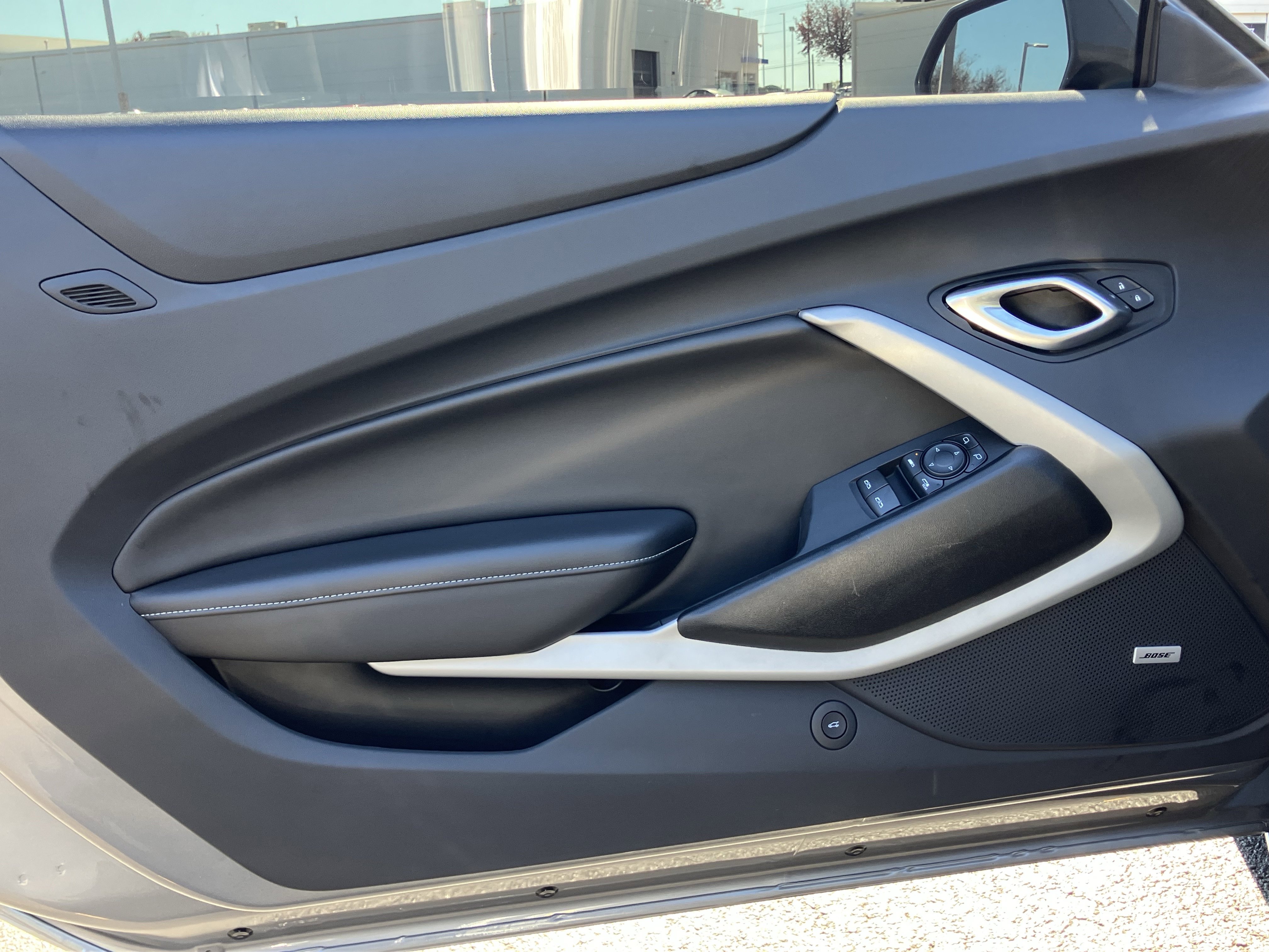 Used 2022 Chevrolet Camaro LT w/ RS Package image 16