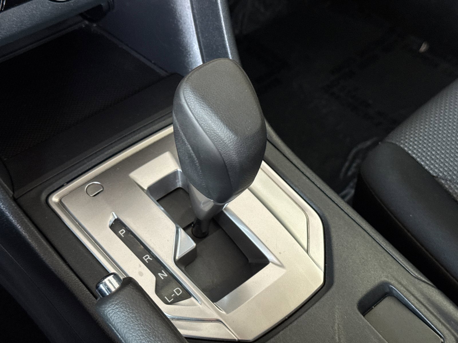 Used 2019 Subaru Crosstrek 2.0i w/ Eyesight System image 19