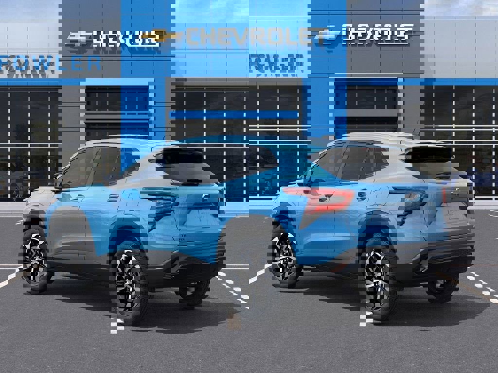 New 2026 Chevrolet Trax RS w/ Sunroof Package image 3