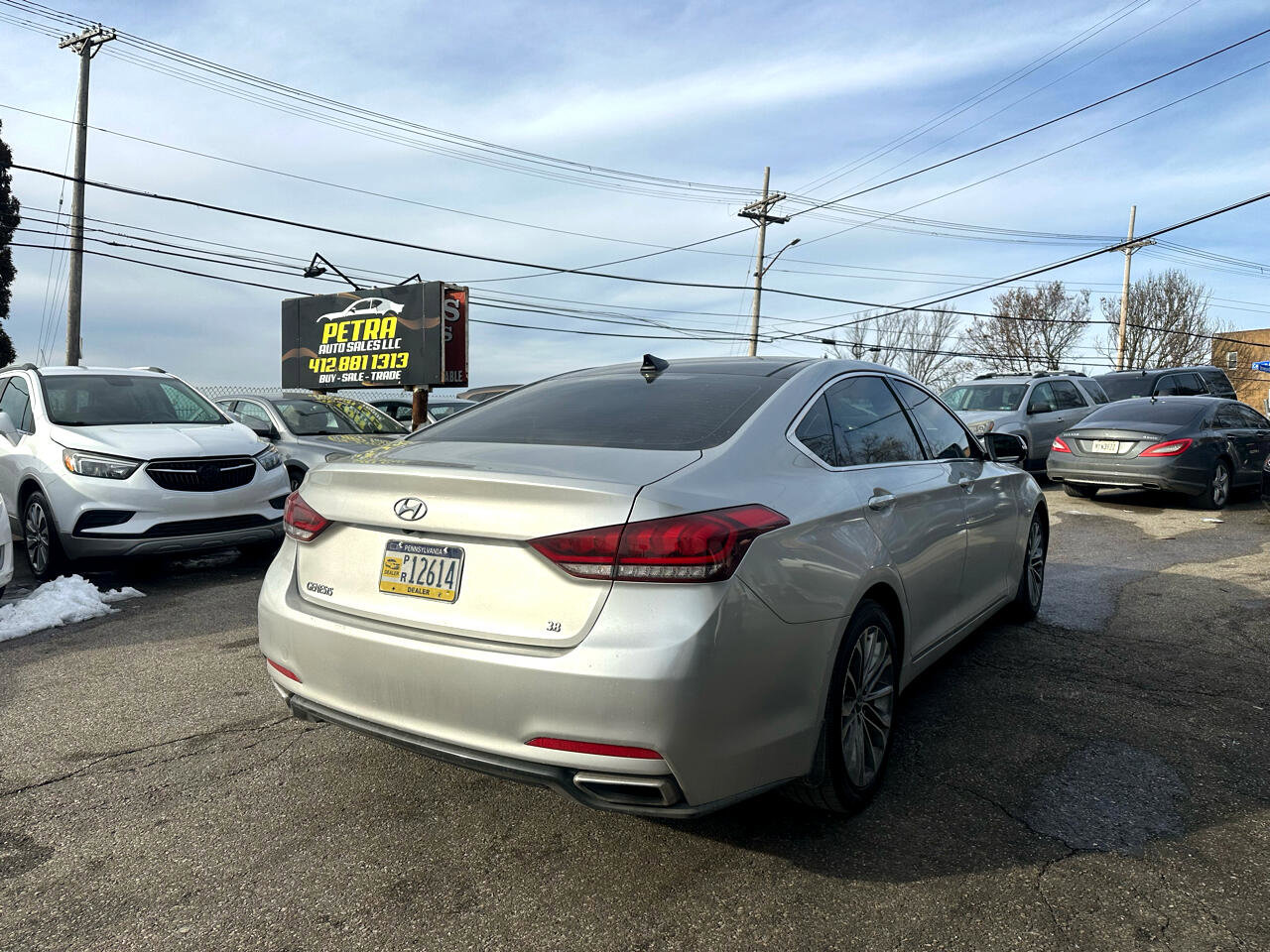 Used 2016 Hyundai Genesis 3.8 w/ Option Group 02 image 3