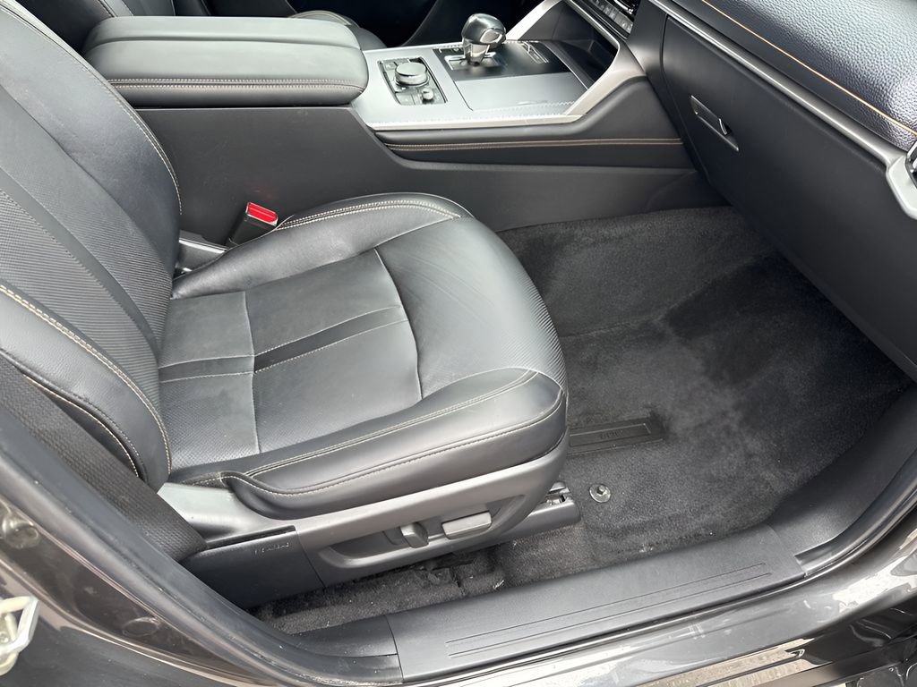 Used 2024 MAZDA CX-90 3.3 Turbo w/ Preferred Plus image 15