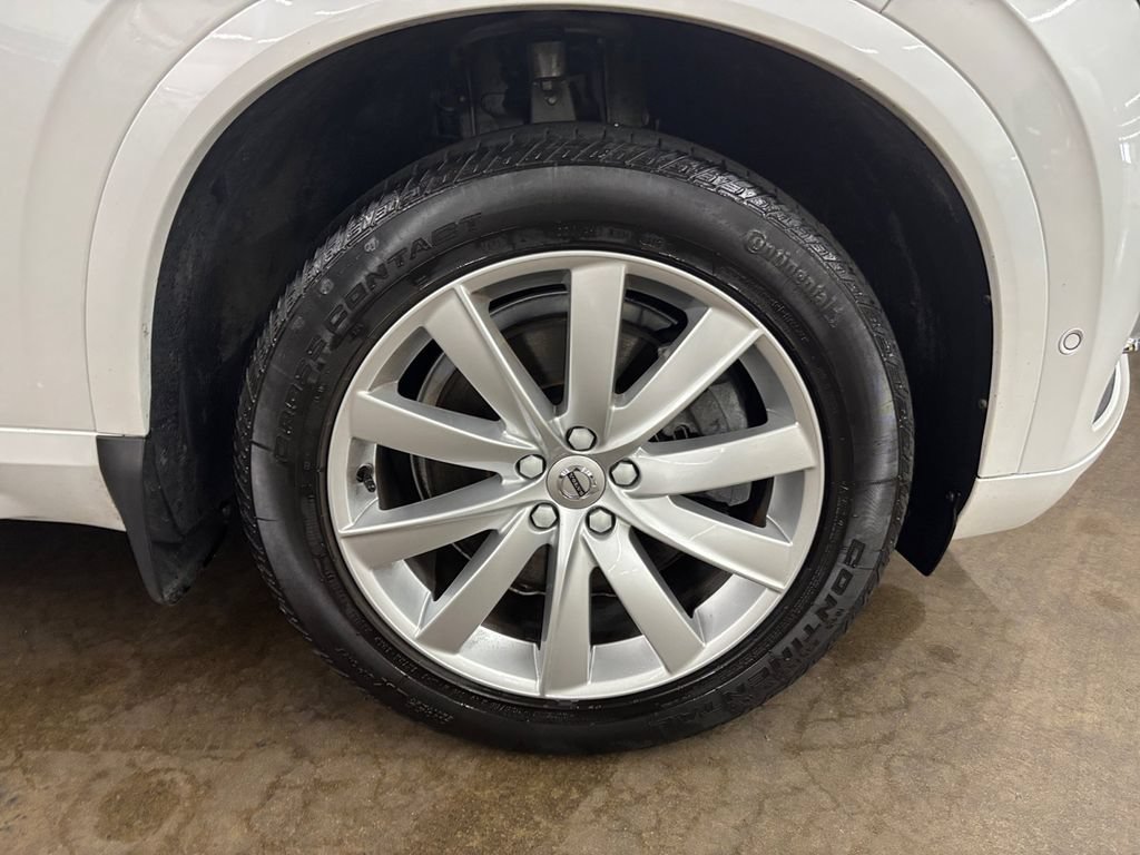 Used 2016 Volvo XC90 T6 Momentum w/ Momentum Plus Package AWD/4WD image 40