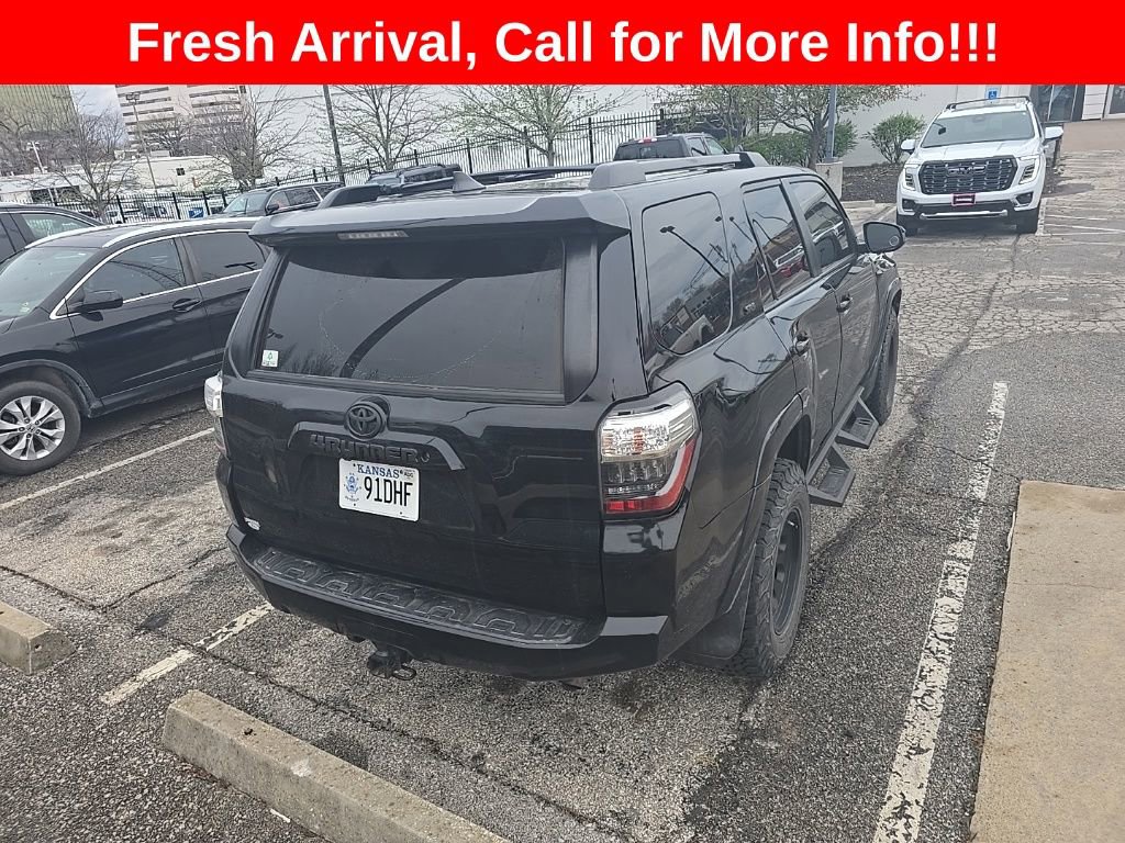 Used 2020 Toyota 4Runner SR5 image 12
