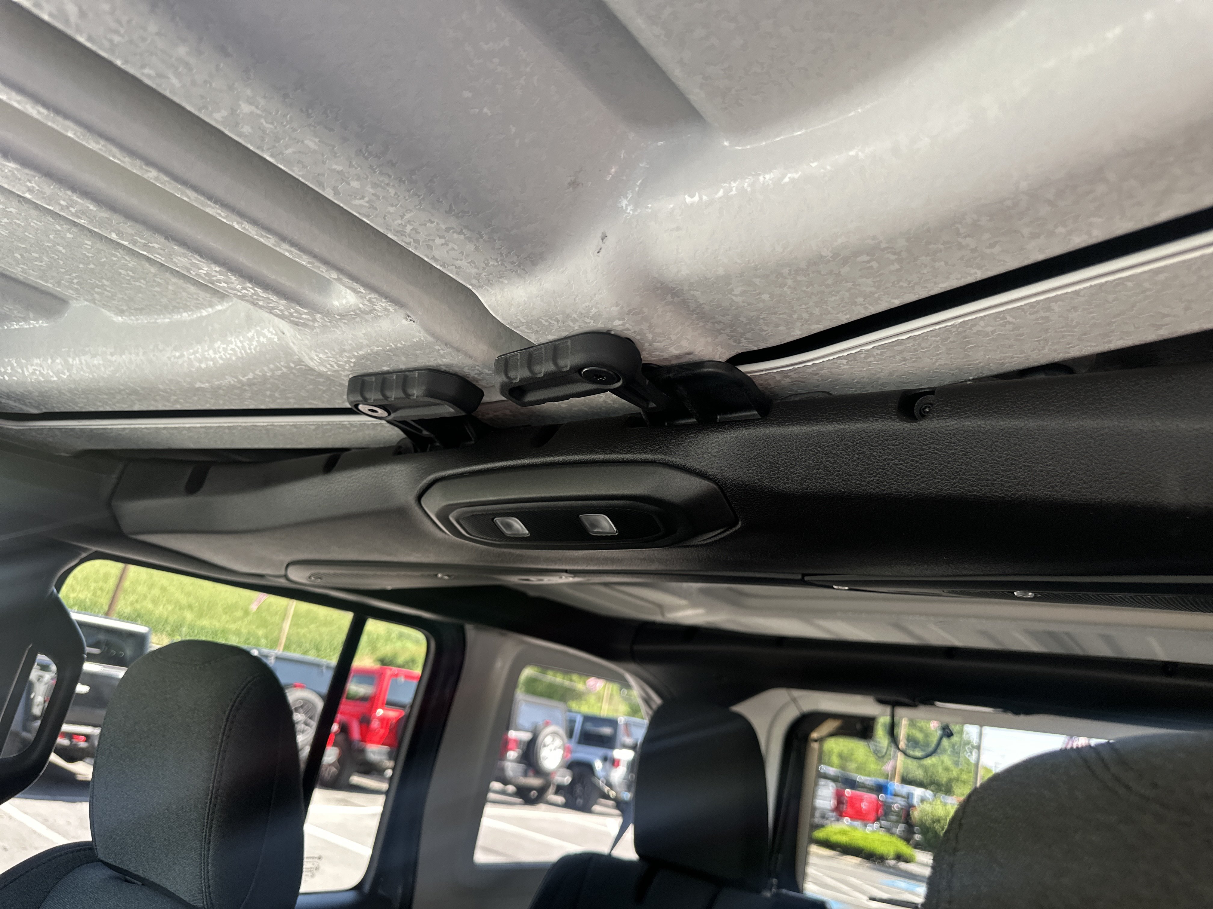 Certified 2026 Jeep Wrangler Unlimited Rubicon AWD/4WD image 27
