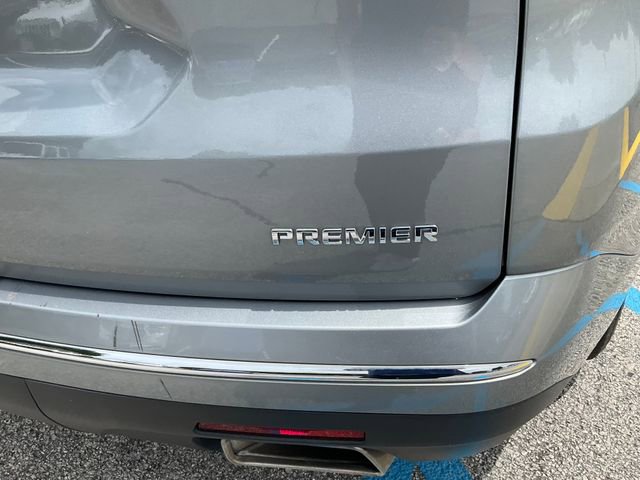 Used 2023 Chevrolet Traverse Premier AWD/4WD image 8