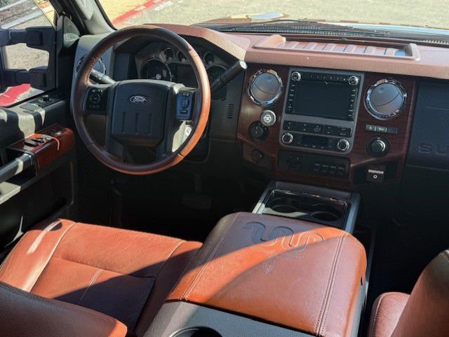 Used 2012 Ford F350 King Ranch w/ King Ranch w/Chrome Pkg image 32