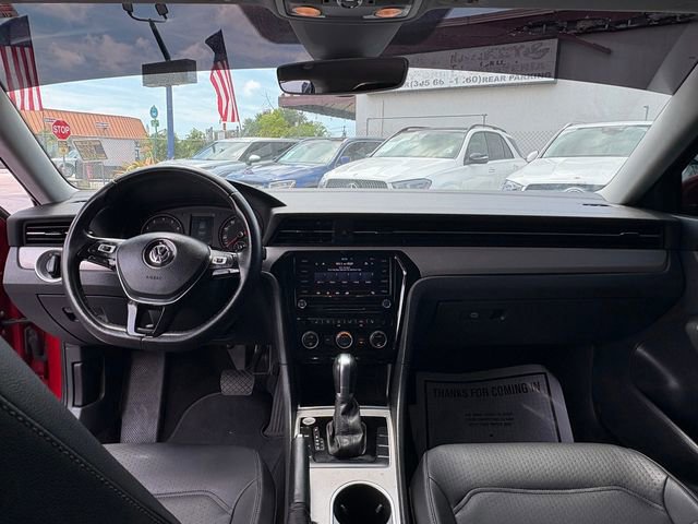 Used 2020 Volkswagen Passat 2.0T SE w/ Sunroof Package FWD image 20