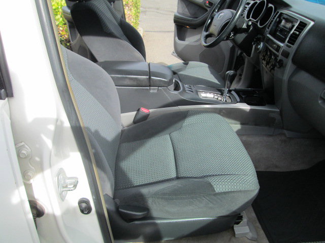 Used 2005 Toyota 4Runner Sport image 9