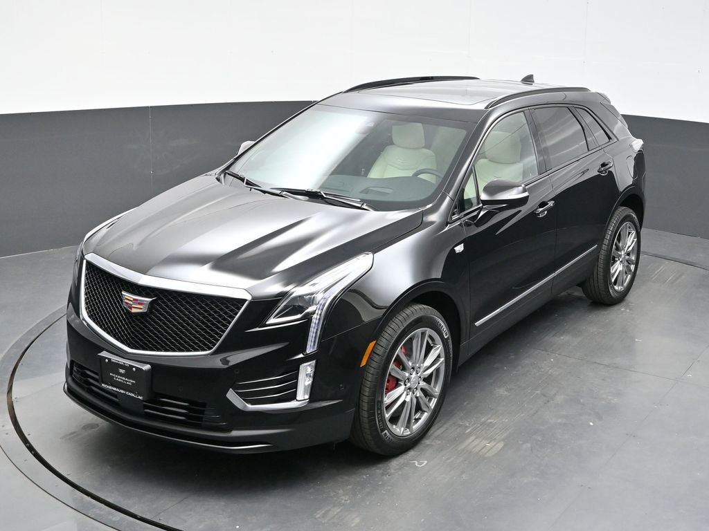New 2026 Cadillac XT5 Sportv w/ LPO, Floor Liner Package AWD/4WD image 32