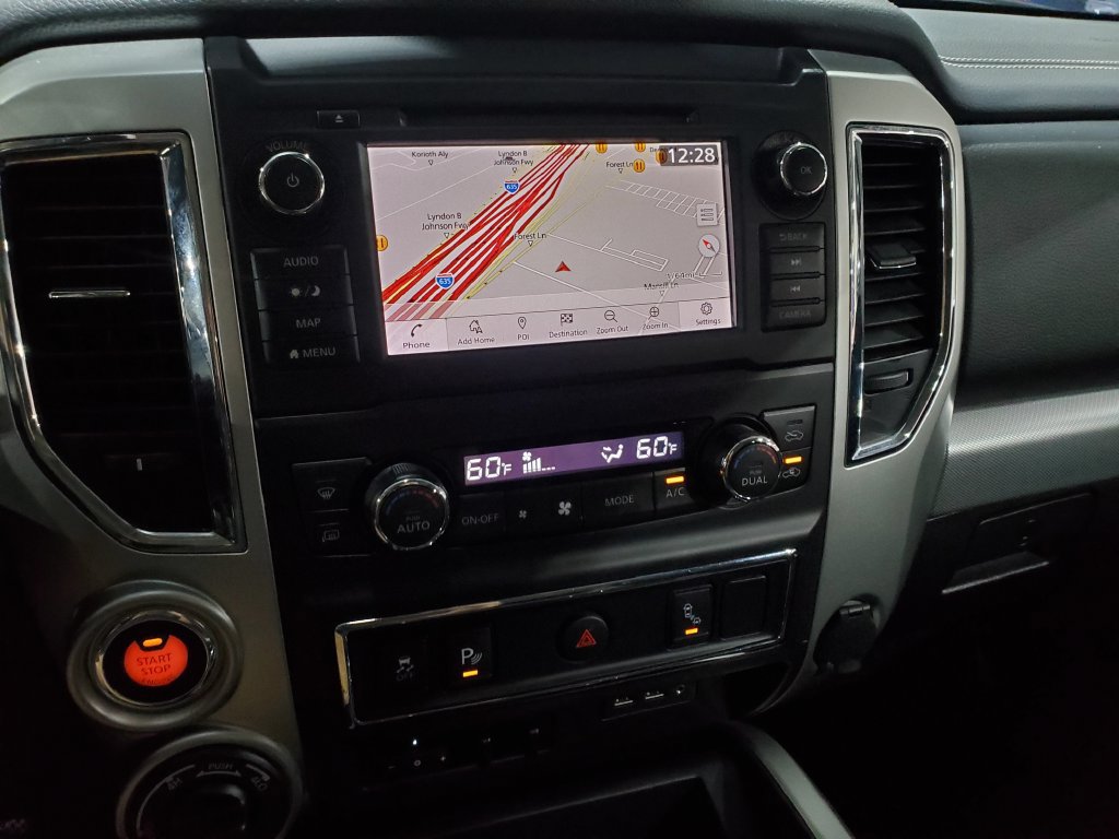 Used 2019 Nissan Titan PRO-4X AWD/4WD image 25