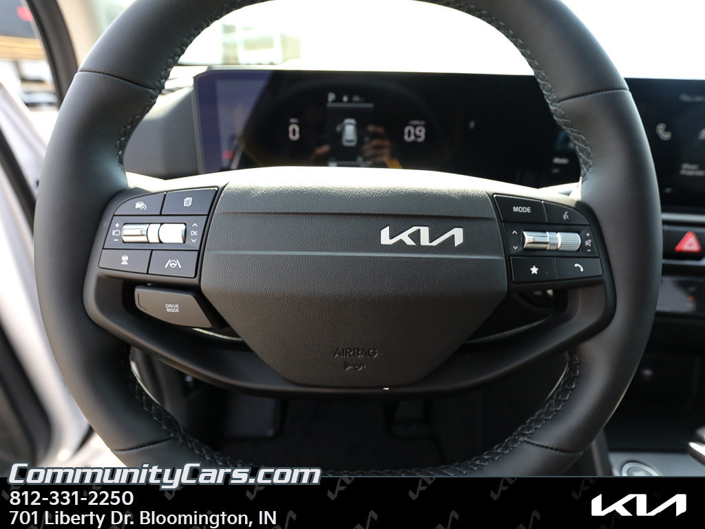 New 2026 Kia Sportage LX w/ LX Convenience Package FWD image 13