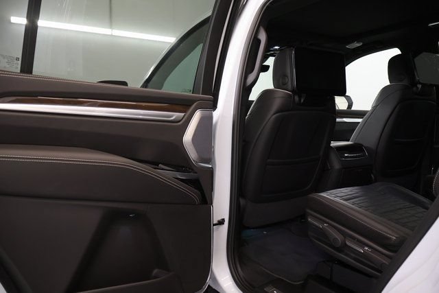 New 2026 Cadillac Escalade Platinum Sport AWD/4WD image 30
